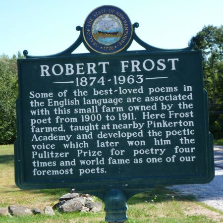 marker outside the farm owned by Robert Frost